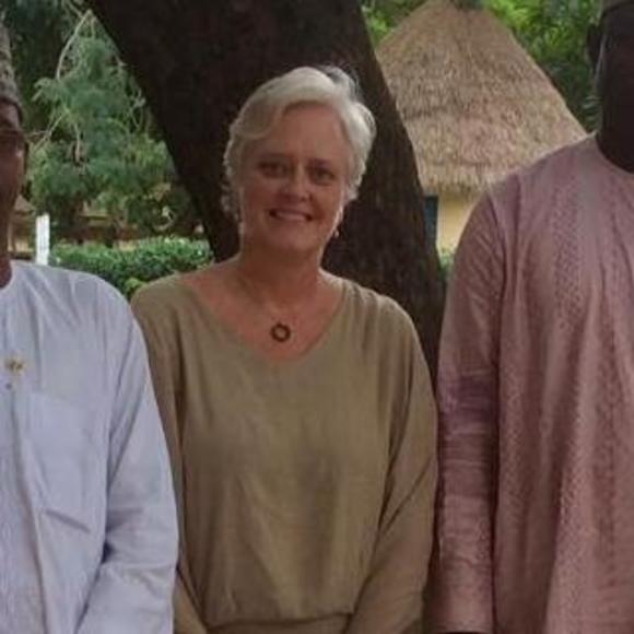 Meet your Posher, Sara - Picture 3 of 8